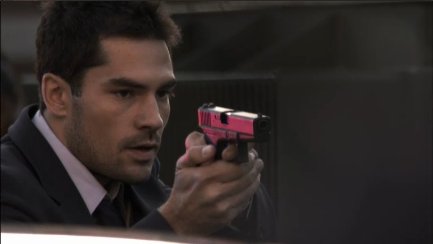 Фото - Д.Дж. Котрона: 433x244 / 12 Кб