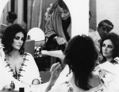 Фото - Майкл Кейн: 388x301 / 22 Кб