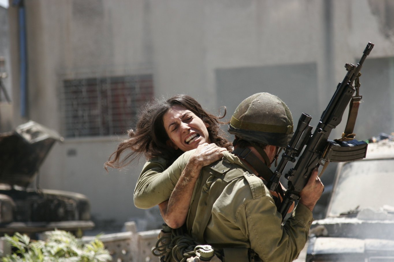 Фото - Реймон Амсалем: 1365x910 / 137 Кб