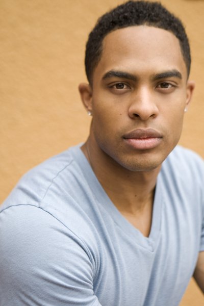 Фото - Брэндон Пи Белл: 400x600 / 31 Кб