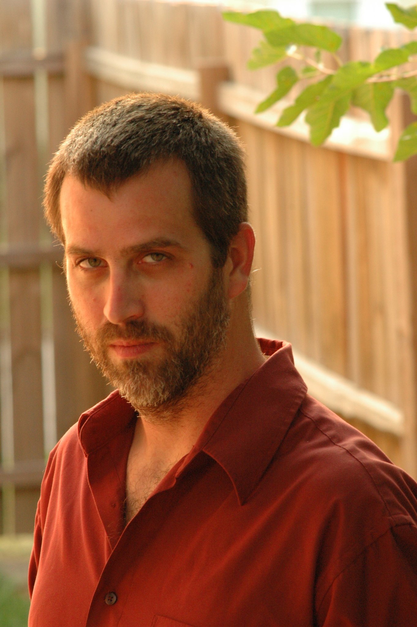 Фото - Дэн Эй. Ар. Келли: 1362x2048 / 329 Кб