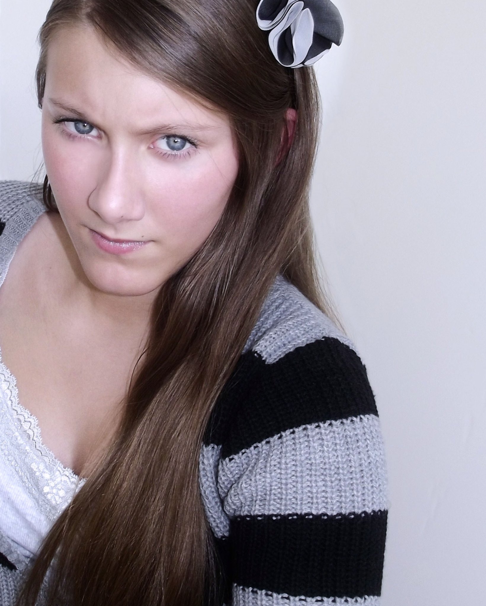 Фото - Тара Николь Азарян: 1641x2048 / 401 Кб