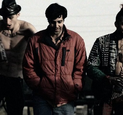 Фото - Бобби Надери: 511x475 / 45 Кб