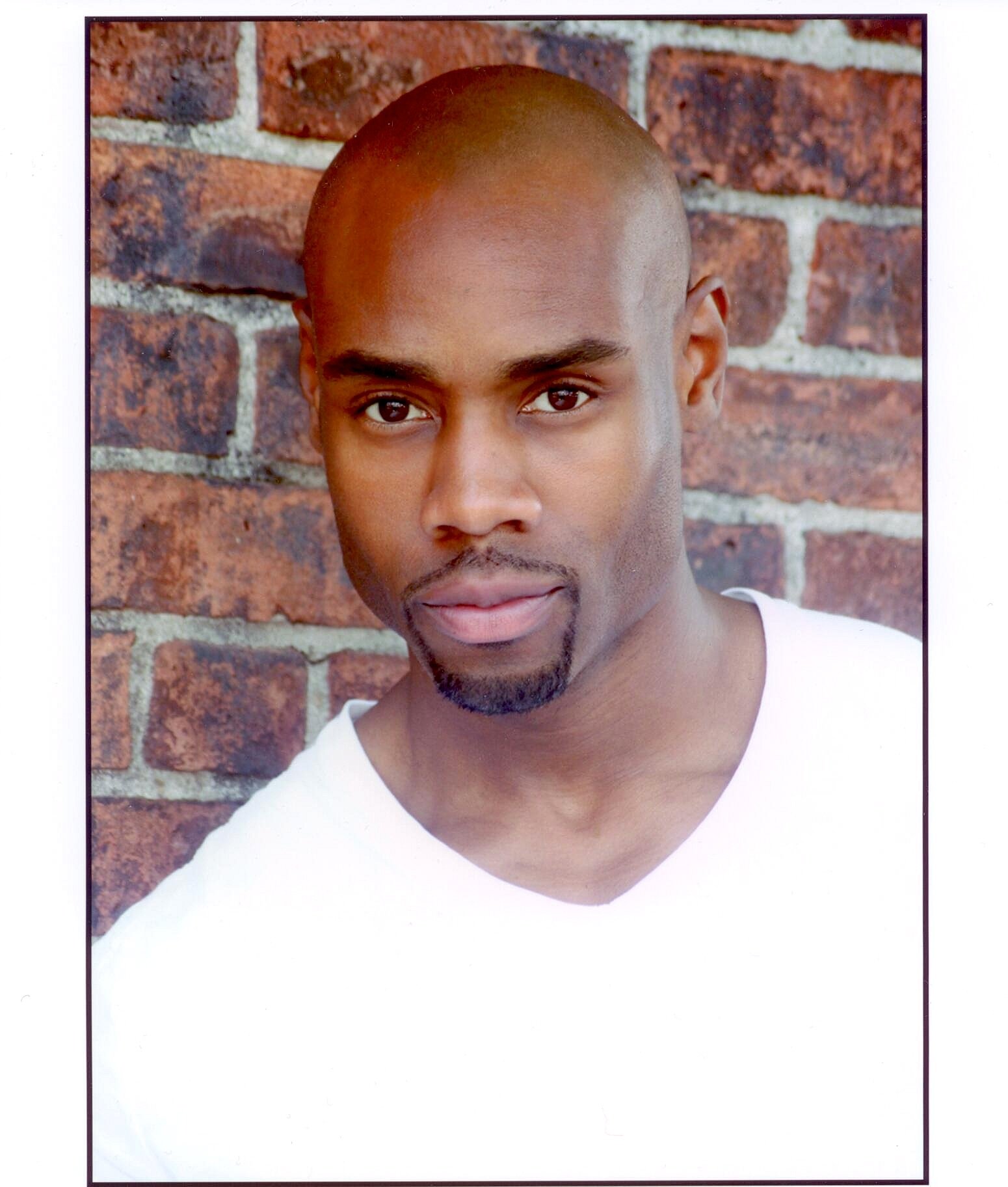 Фото - Валенс Томас: 1550x1824 / 225 Кб