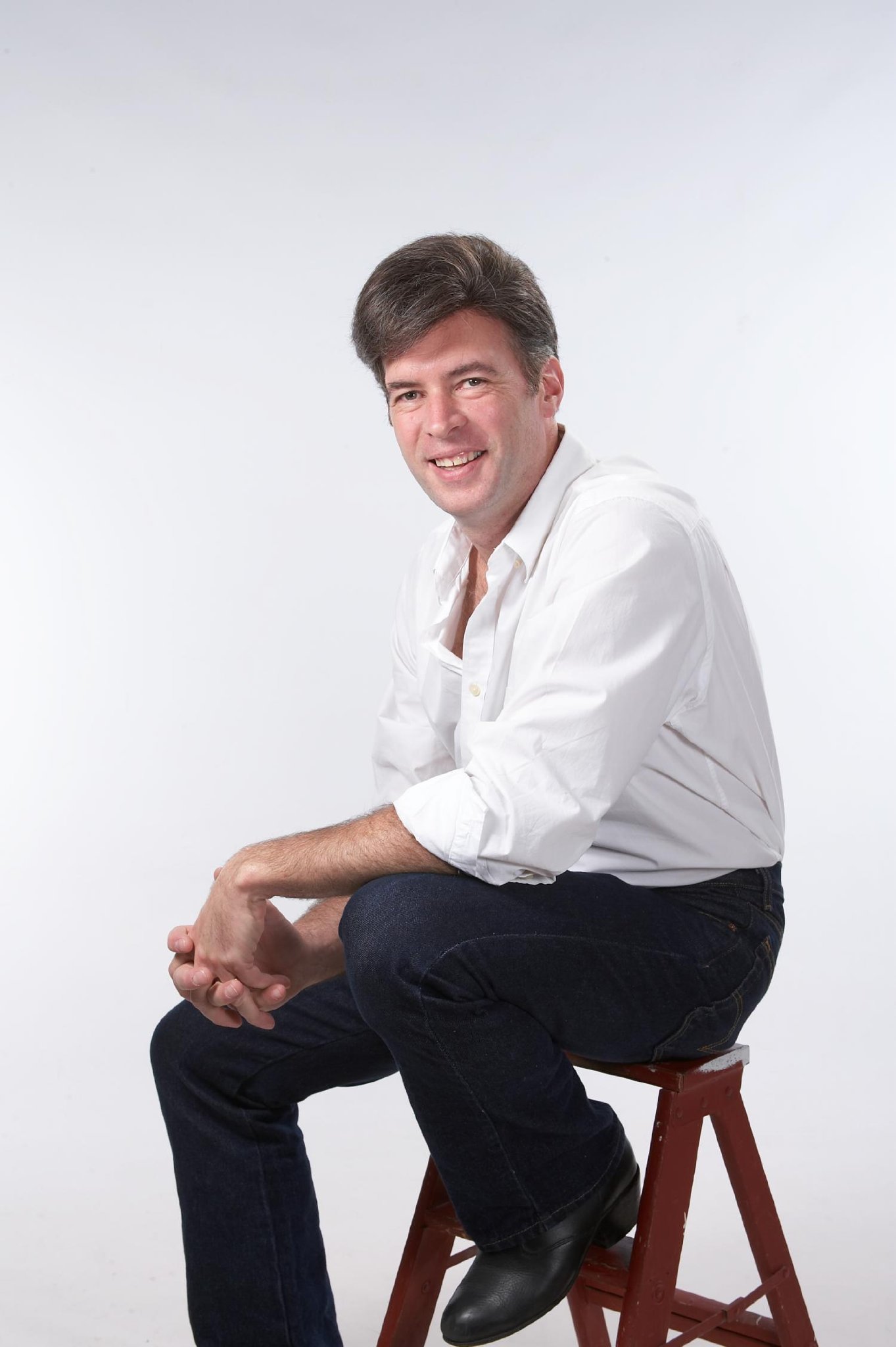 Фото - Джей Стори: 1363x2048 / 168 Кб