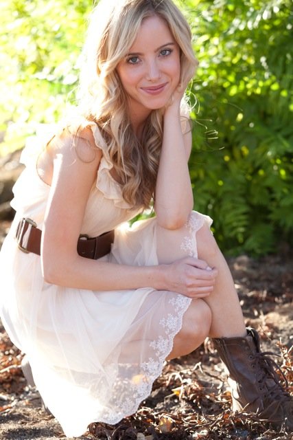 Фото - Кара Пачитто: 427x640 / 61 Кб