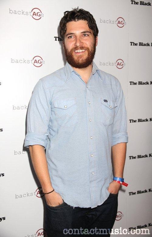 Фото - Адам Палли: 500x780 / 53 Кб