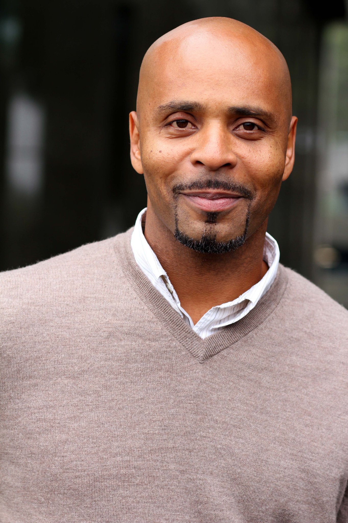 Фото - Эрик Дэвис: 1365x2048 / 580 Кб