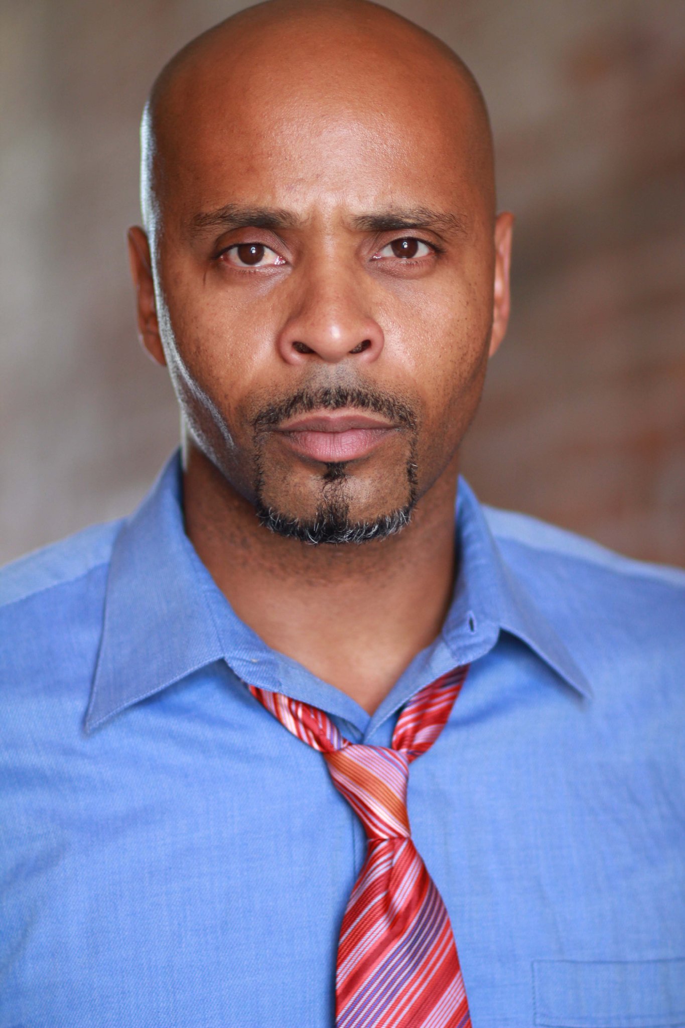 Фото - Эрик Дэвис: 1365x2048 / 305 Кб