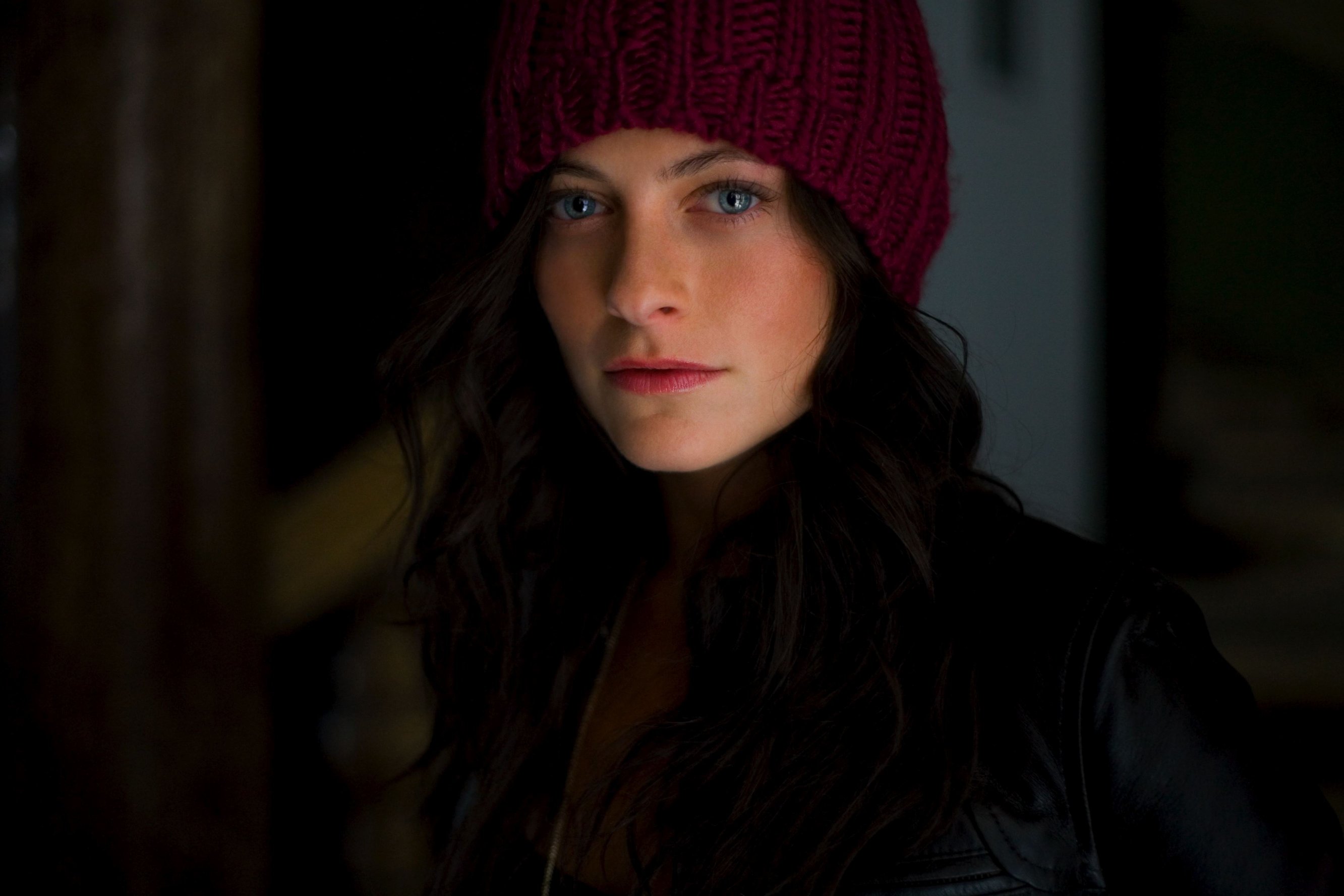 Фото - Лара Пулвер: 2665x1776 / 253 Кб