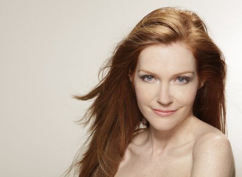 Фото - Дэрби Стэнчфилд: 476x349 / 21 Кб