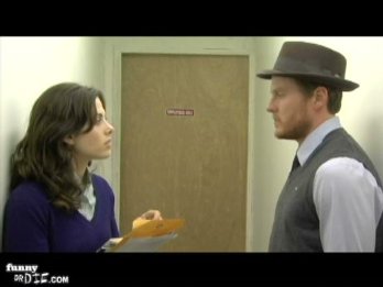 Фото - Джули Монд: 348x261 / 13 Кб