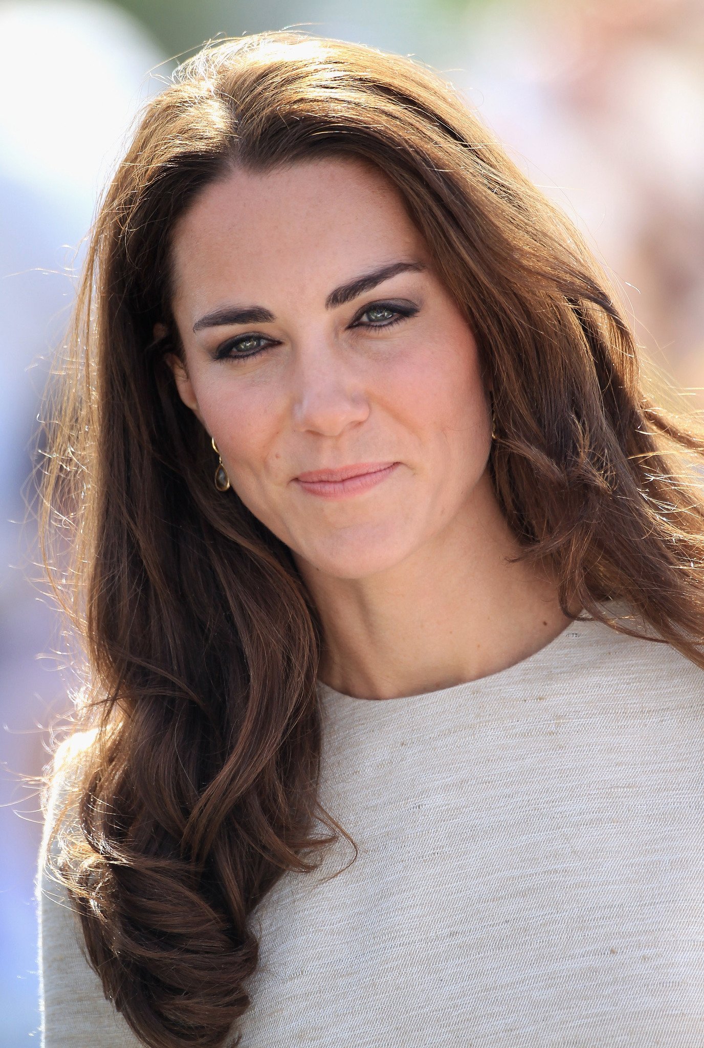 Фото - Кейт Миддлтон: 1376x2048 / 661 Кб
