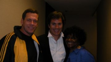 Фото - Рене Наполи: 360x202 / 10 Кб