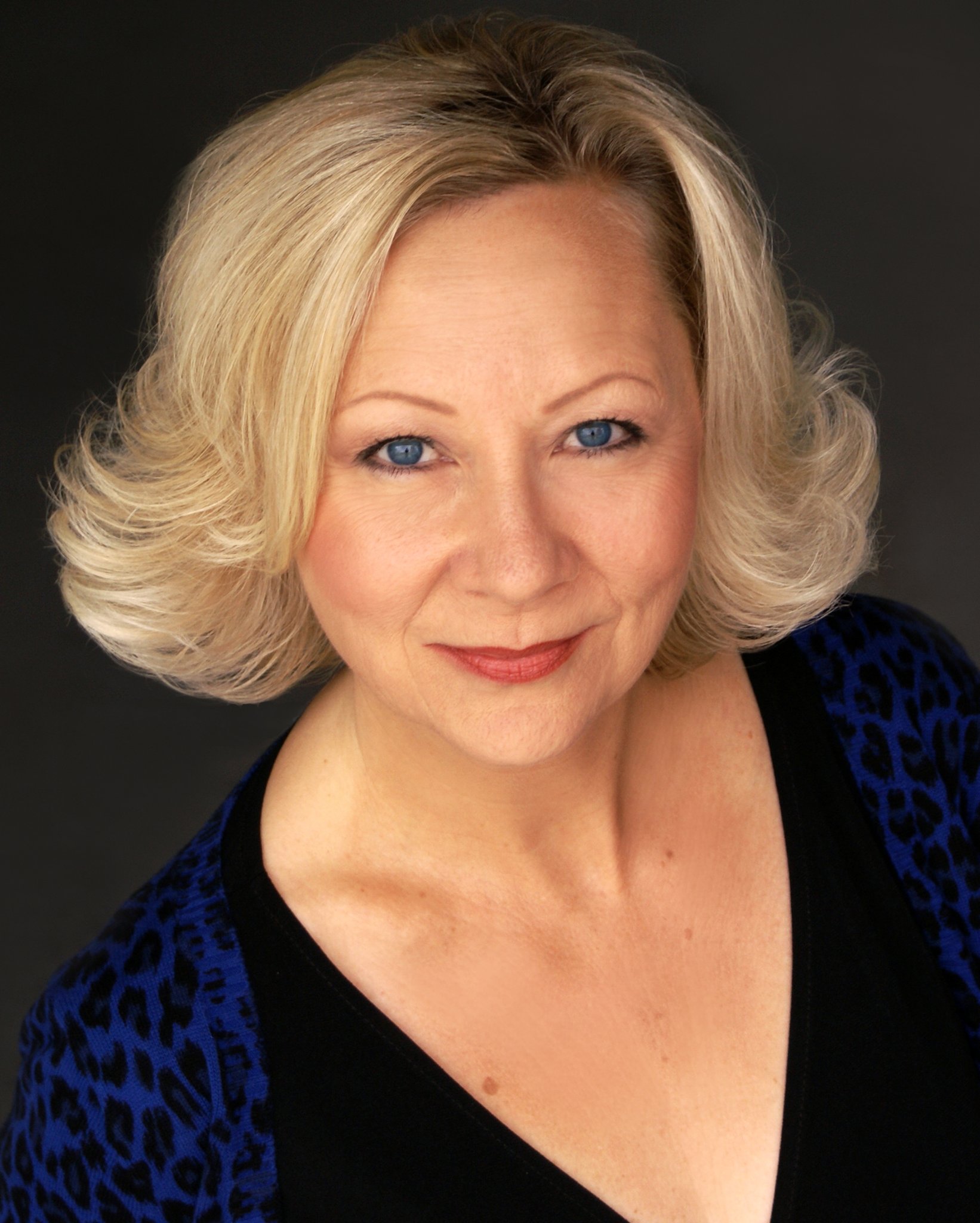 Фото - Кэтрин Трэйл: 1642x2048 / 351 Кб