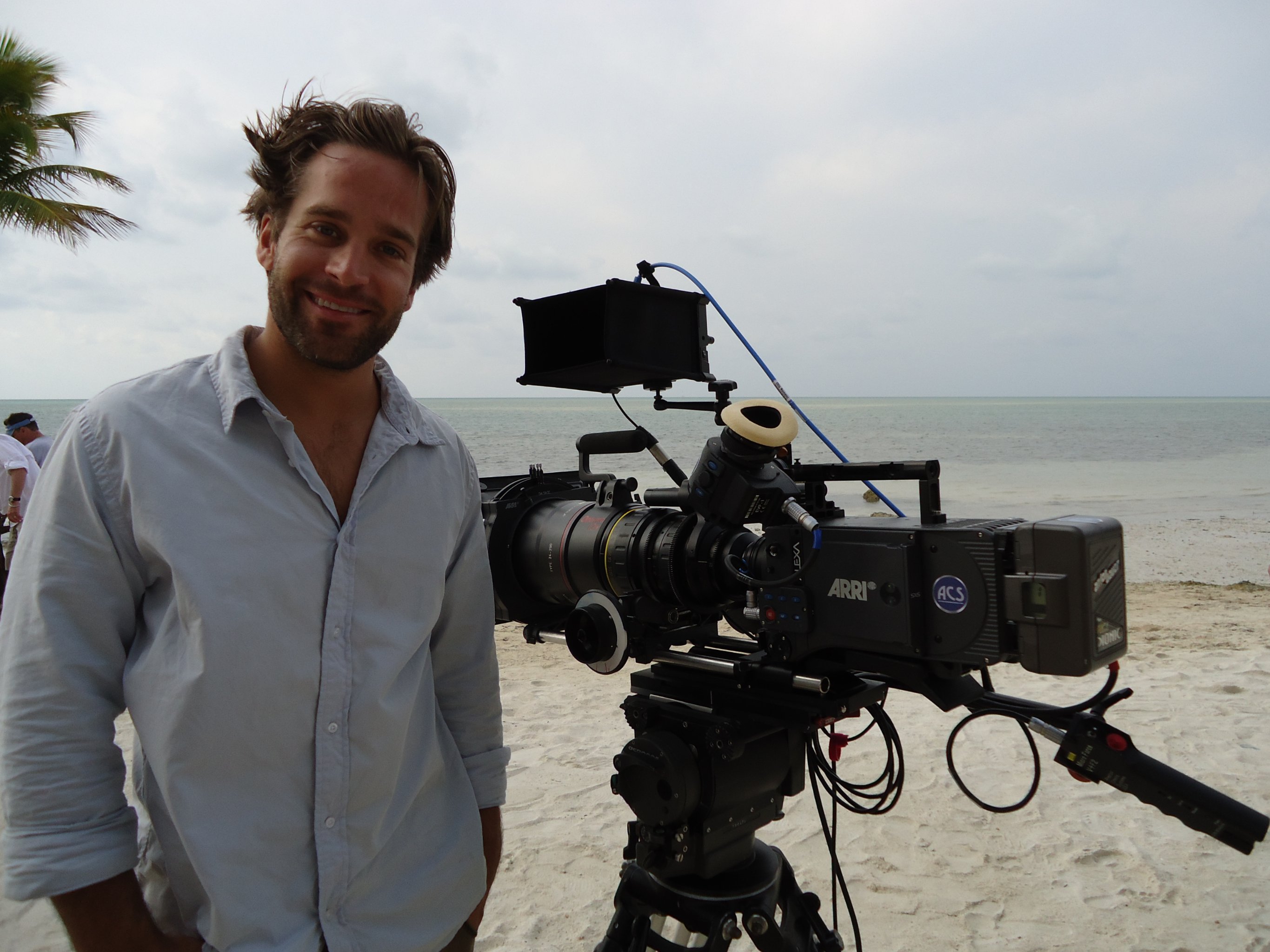 Фото - Тайлер Холлингер: 2731x2048 / 536 Кб