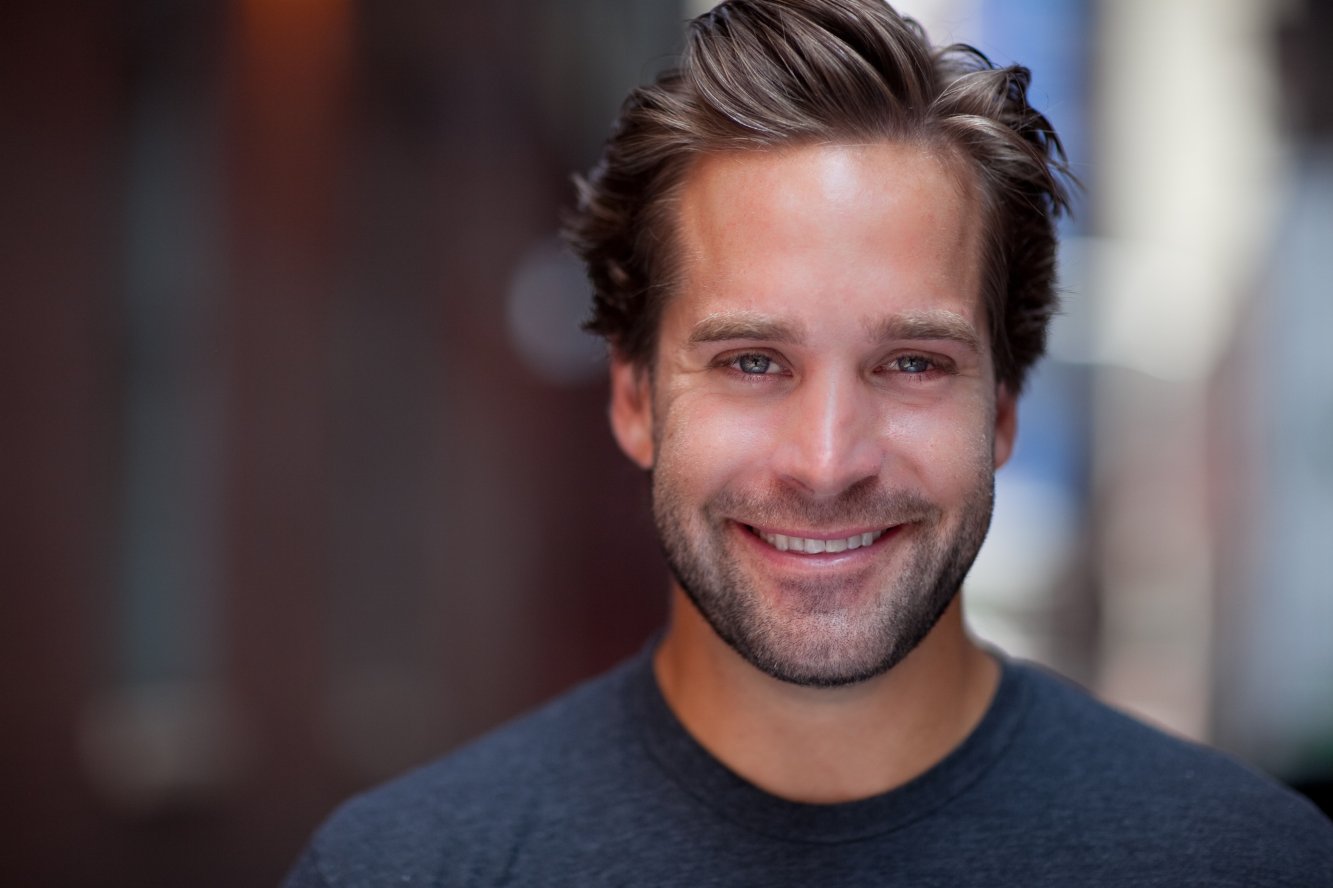 Фото - Тайлер Холлингер: 1333x888 / 92 Кб