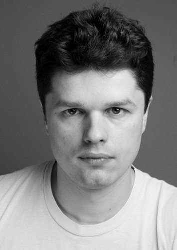 Фото - Костас Катсикис: 355x500 / 22 Кб