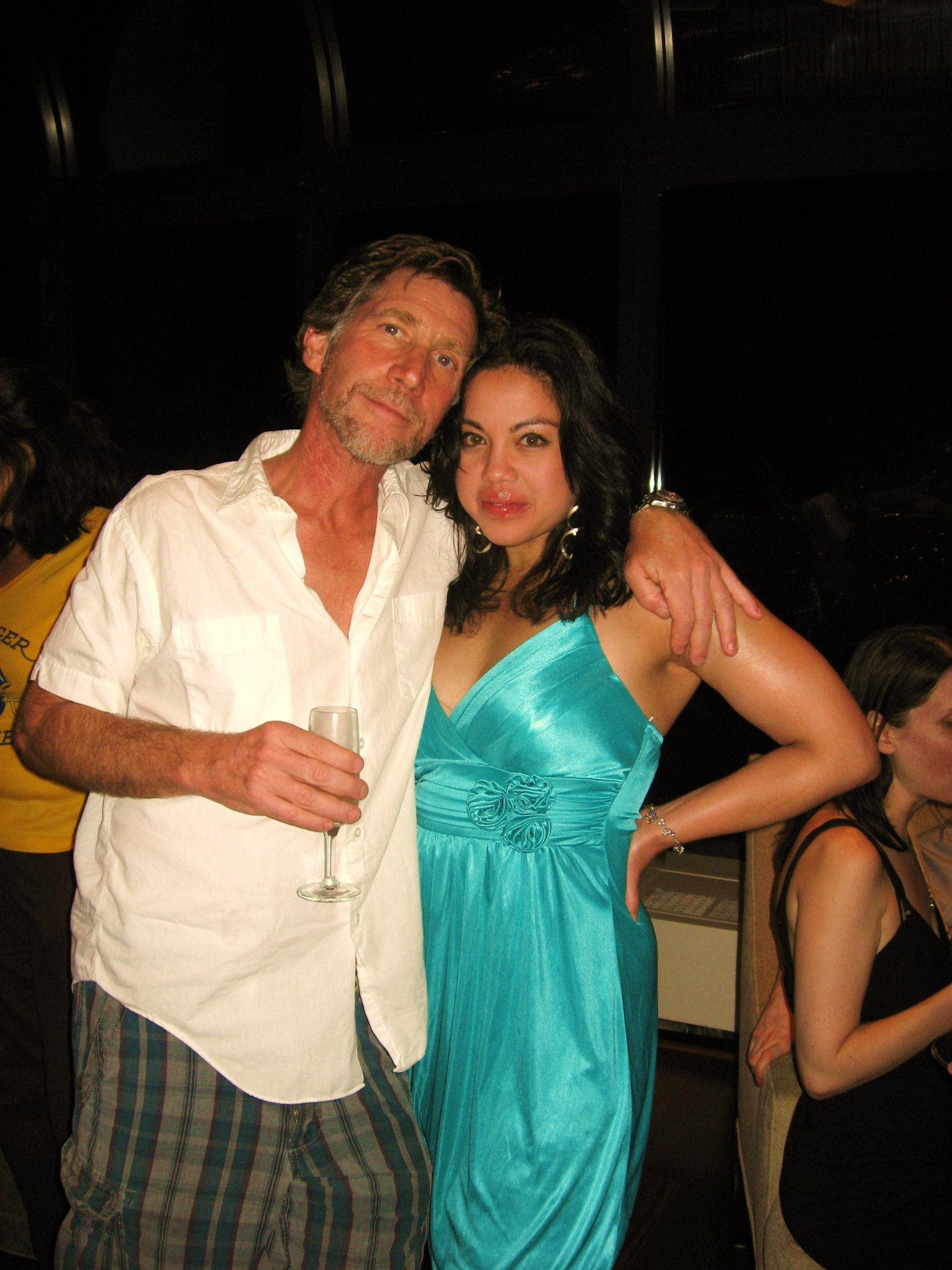 Фото - Мария-Кристина Оливьерас: 1536x2048 / 404 Кб