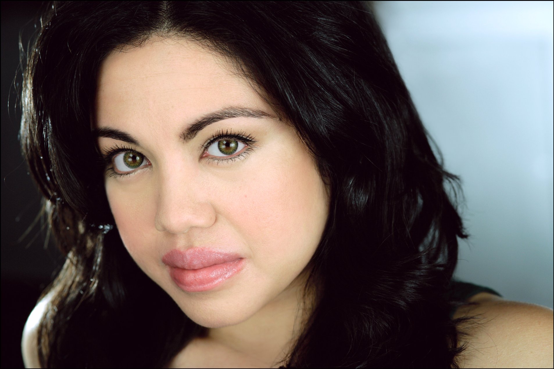 Фото - Мария-Кристина Оливьерас: 1906x1269 / 247 Кб