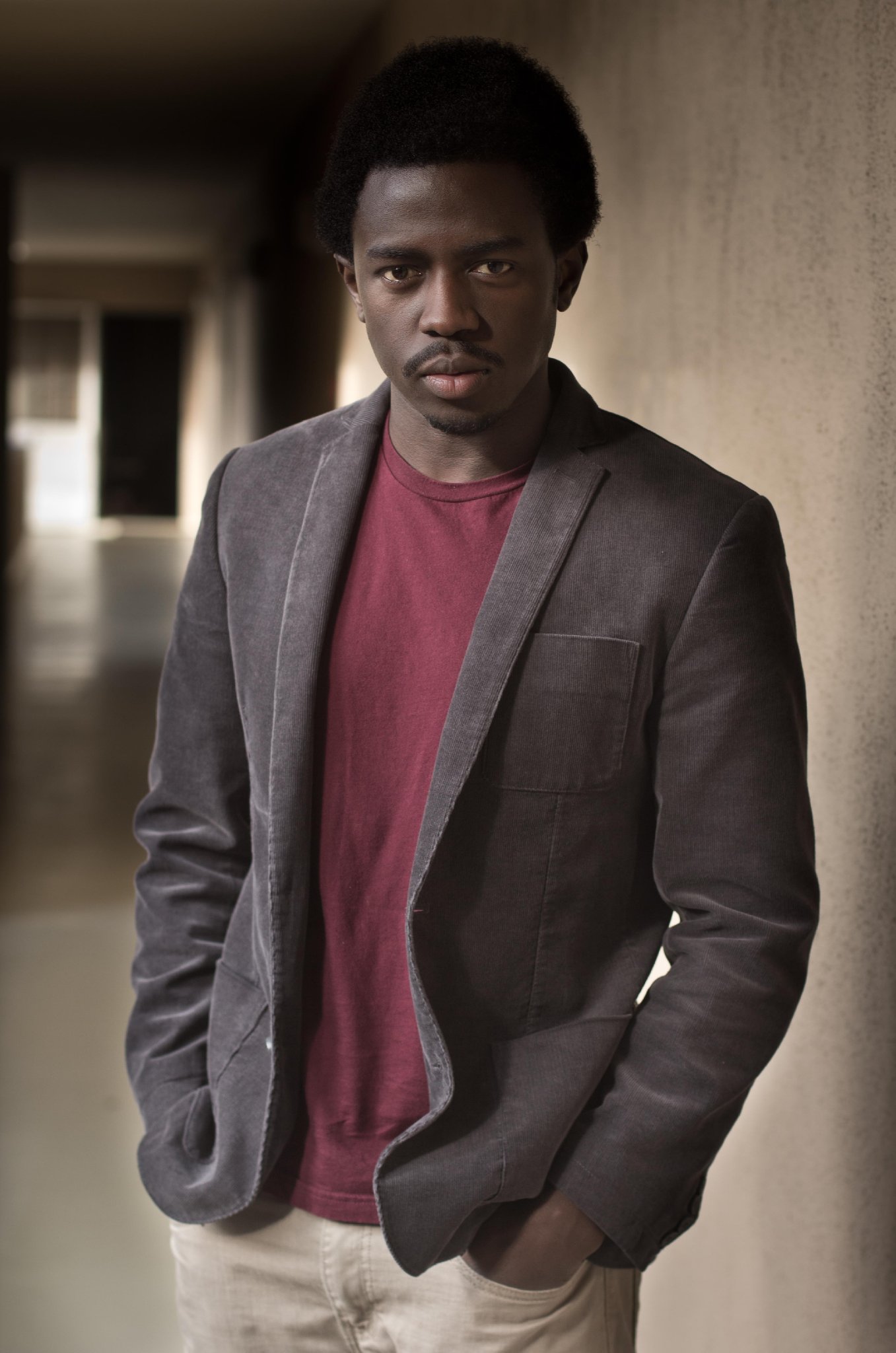 Фото - Даррелл Лэйк: 1357x2048 / 246 Кб