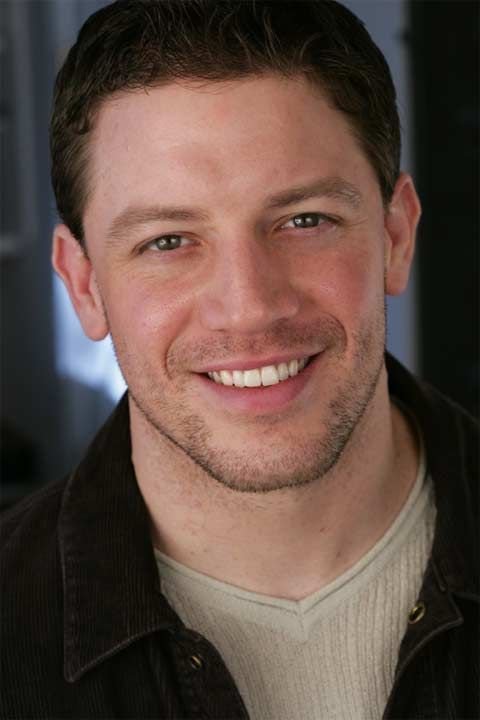 Фото - Виктор Джоэль Ортиз: 480x720 / 32 Кб