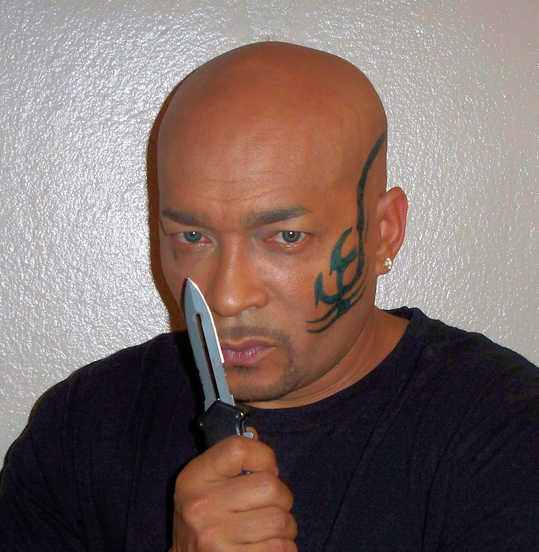 Фото - Эдгар Джимз: 1772x1815 / 626 Кб