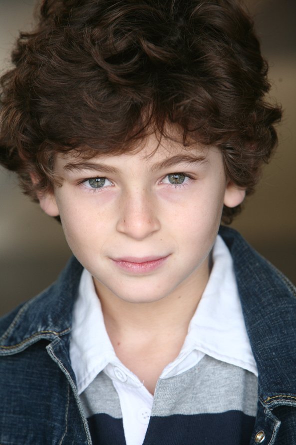 Фото - Дэвид Мазоуз: 593x890 / 79 Кб