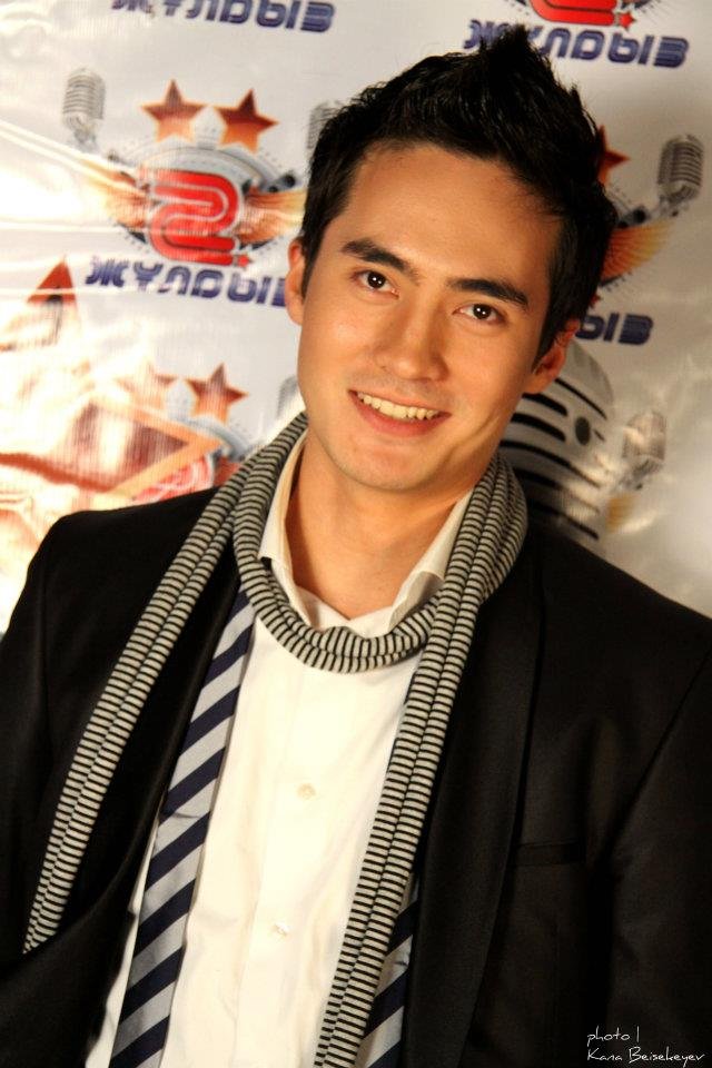 Фото - Санжар Мади: 640x960 / 92 Кб