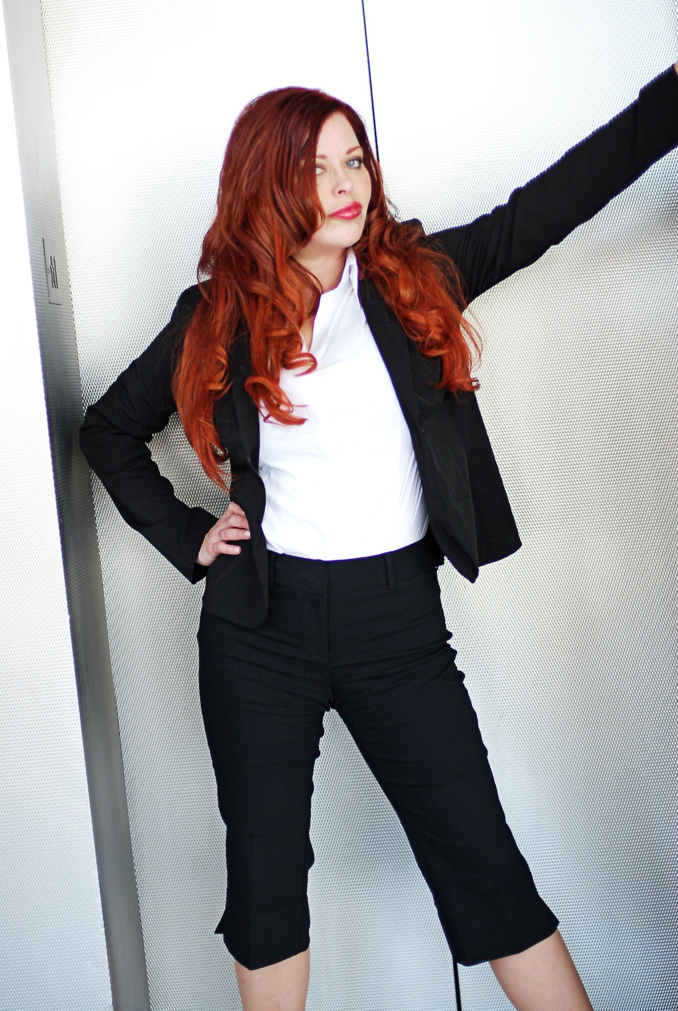 Фото - Лаура Мидомс: 1375x2048 / 559 Кб