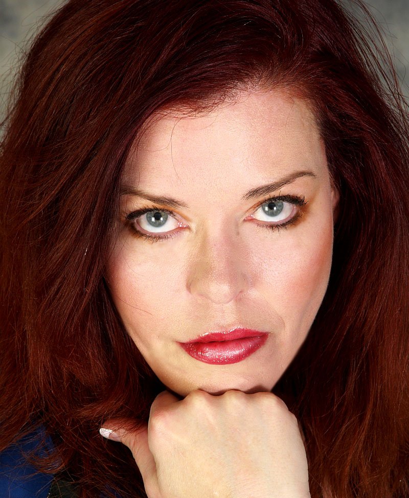 Фото - Лаура Мидомс: 800x976 / 169 Кб