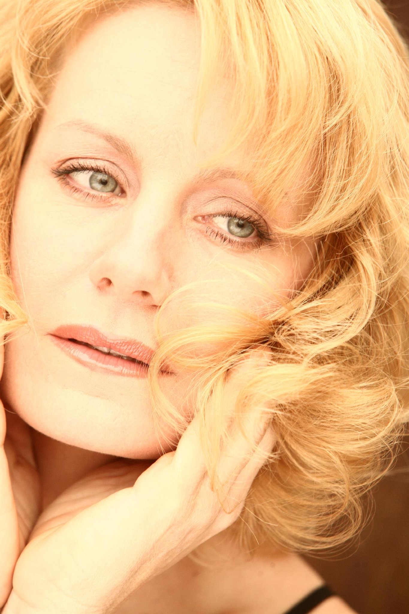 Фото - Эйлин Грубба: 1365x2048 / 352 Кб