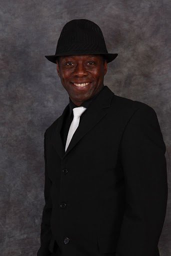 Фото - Мо Идрисс: 342x512 / 19 Кб