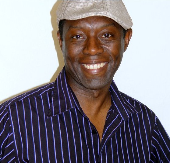 Фото - Мо Идрисс: 558x534 / 59 Кб