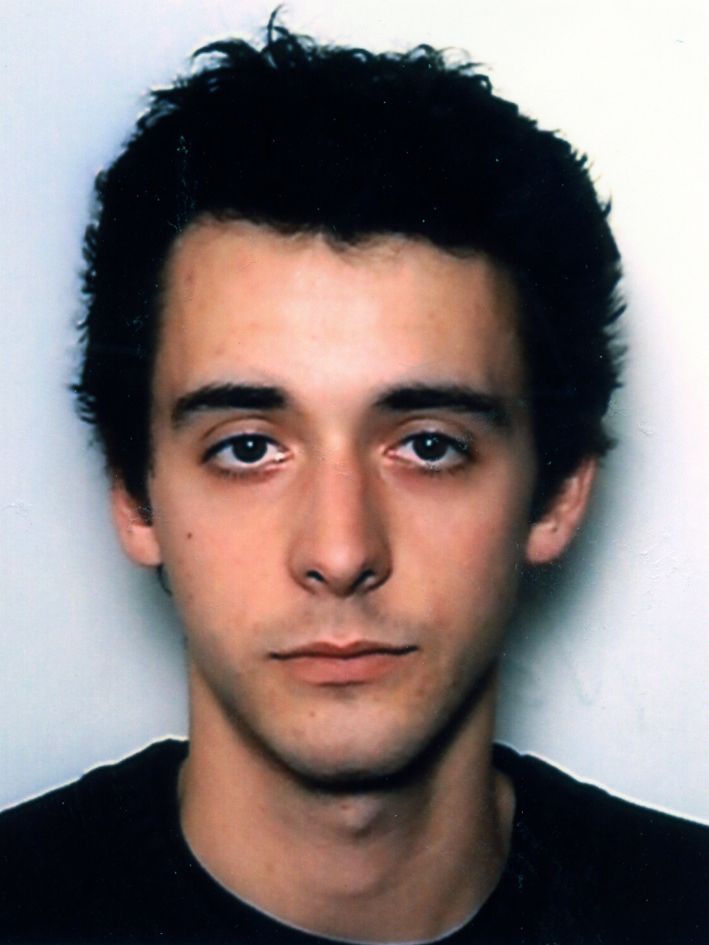 Фото - Лоран Наварри: 709x945 / 484.37 Кб