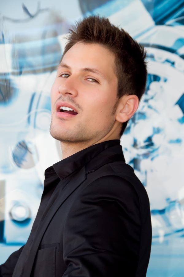 Фото - Пау Масо Коромина: 600x900 / 53 Кб