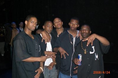 Фото - Аллен Холлоуэй: 400x267 / 19 Кб