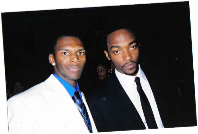 Фото - Аллен Холлоуэй: 637x431 / 30 Кб