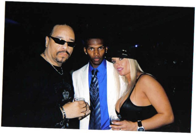 Фото - Аллен Холлоуэй: 635x435 / 36 Кб