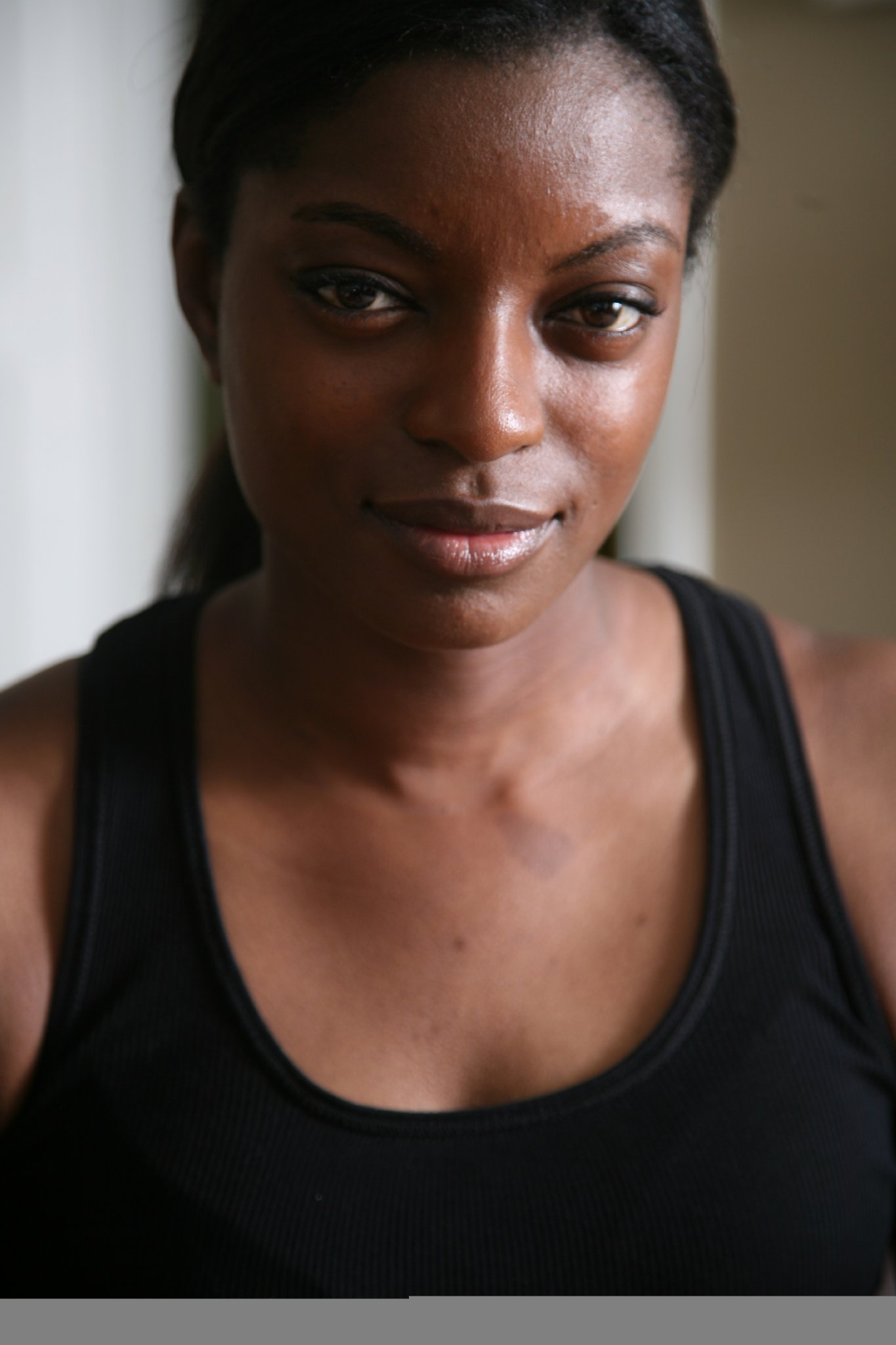 Фото - ЛаФонда Бэйкер: 1365x2048 / 157 Кб