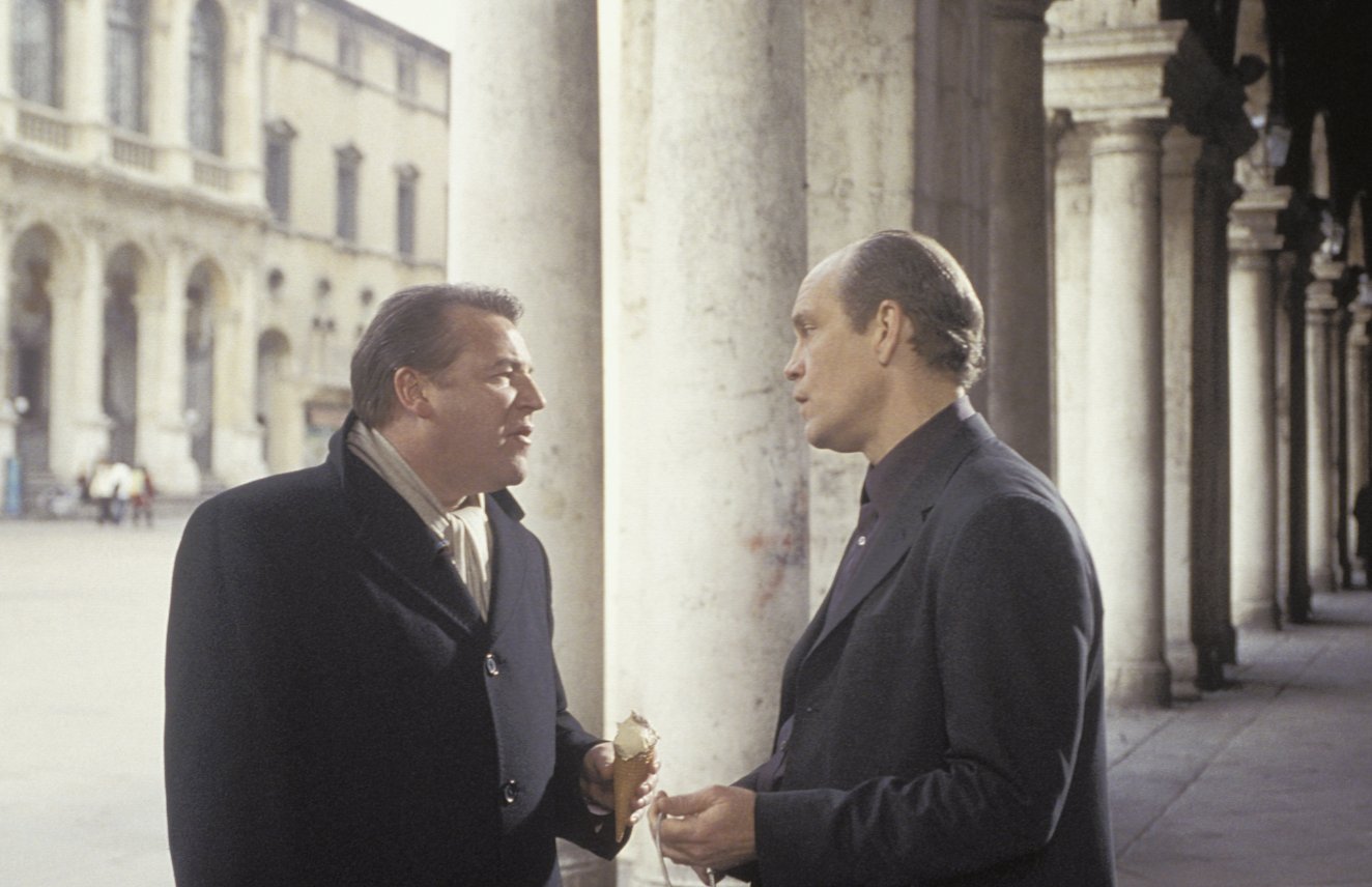 Фото - Джон Малкович: 1324x856 / 137 Кб