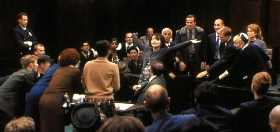 Фото - Бьорк: 968x458 / 61 Кб