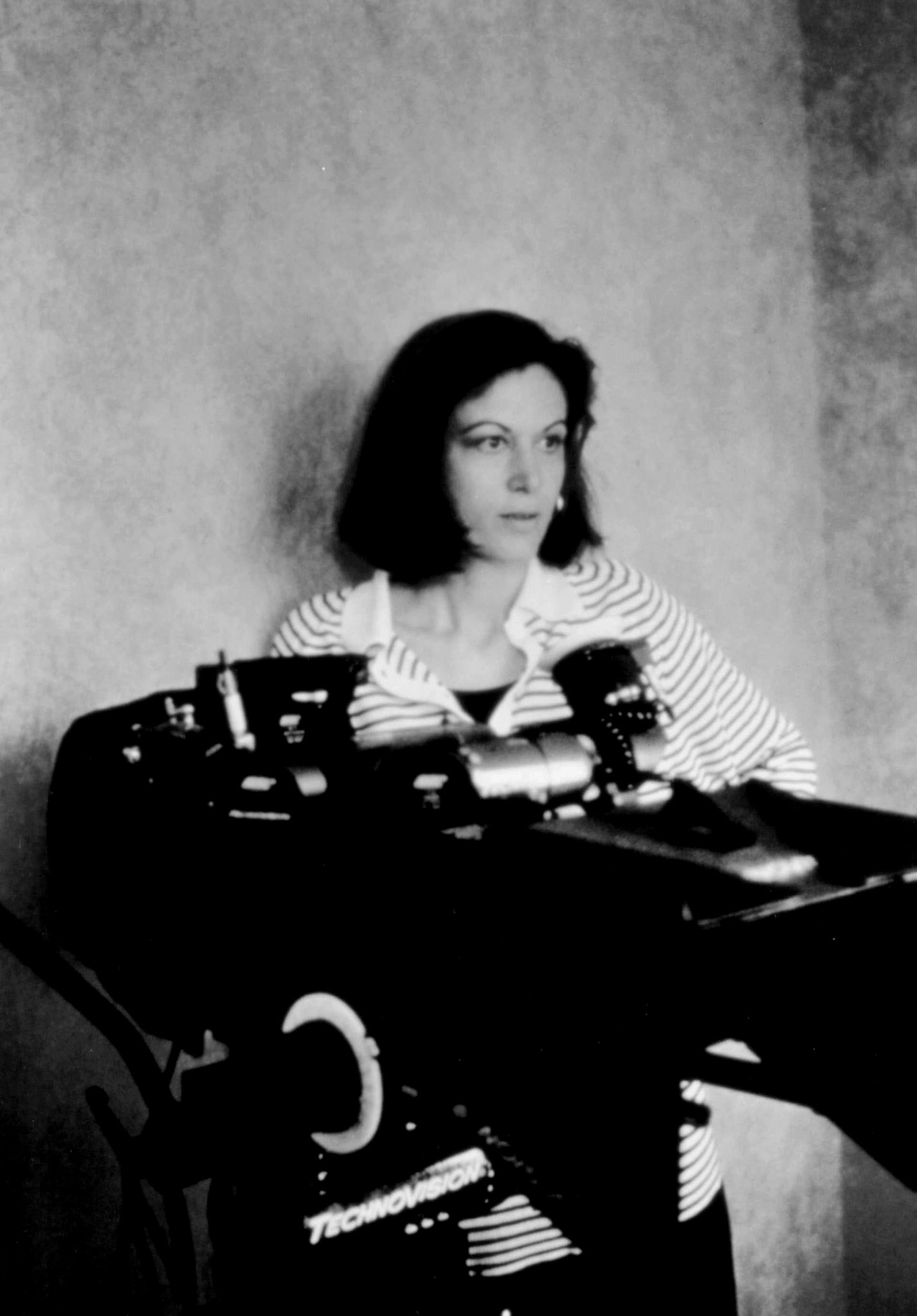 Фото - Анн Фонтен: 1426x2048 / 199 Кб