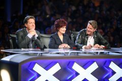 Фото - Шэрон Осборн: 240x160 / 12 Кб