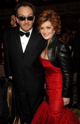 Фото - Шэрон Осборн: 261x400 / 21 Кб