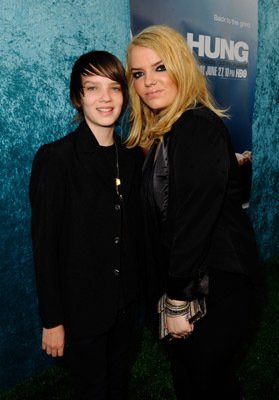 Фото - Сианоа Смит-Макфи: 279x400 / 21 Кб