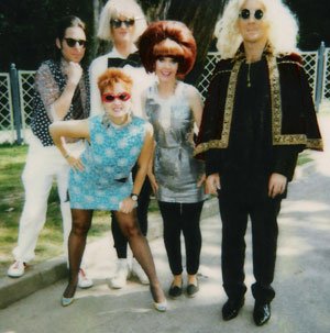 Фото - Барби Уалд: 300x303 / 25 Кб