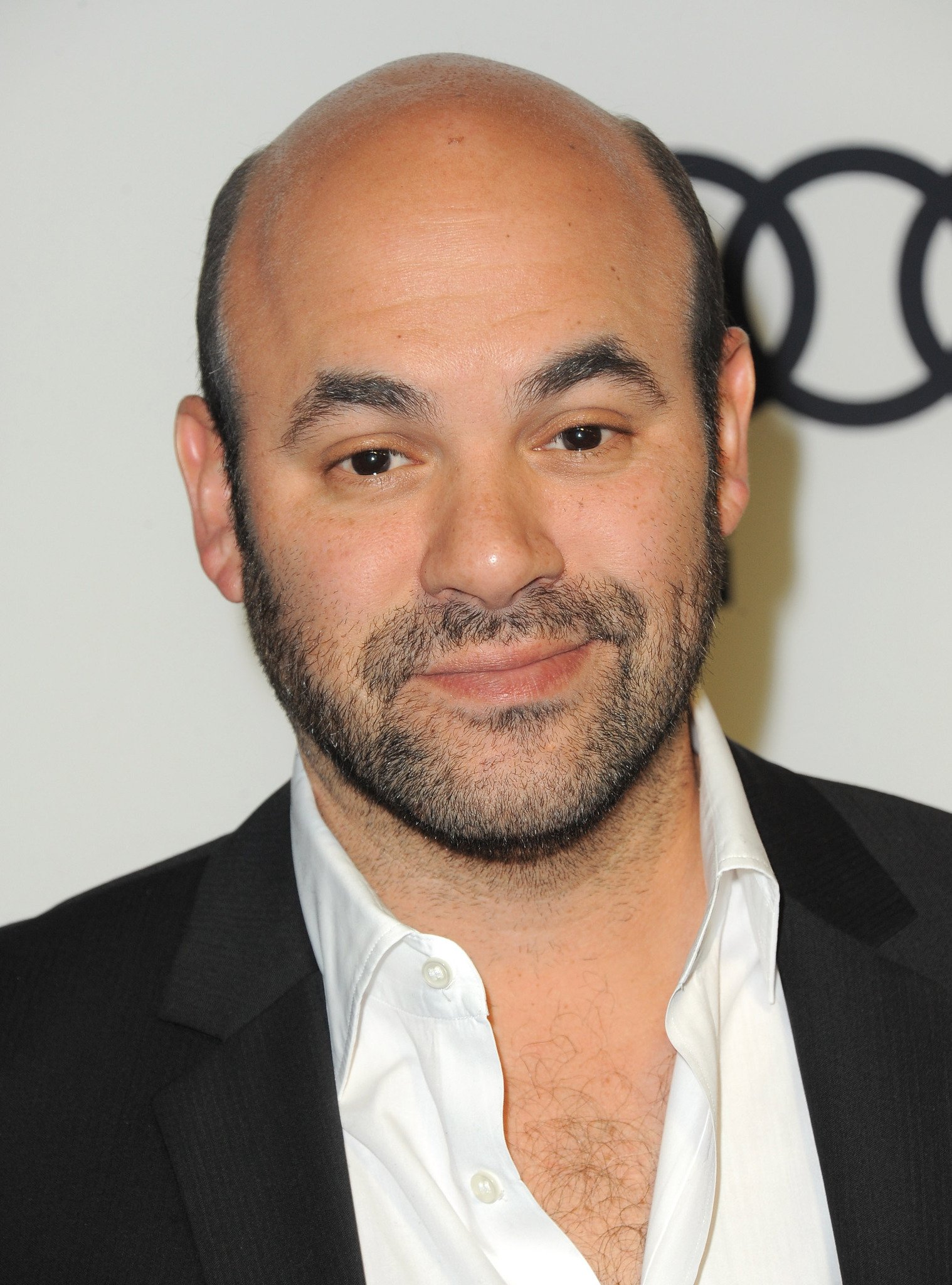 Фото - Иэн Гомес: 1518x2048 / 455 Кб