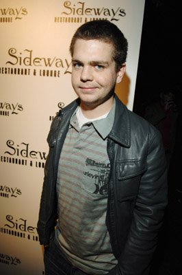 Фото - Джек Осборн: 266x400 / 23 Кб