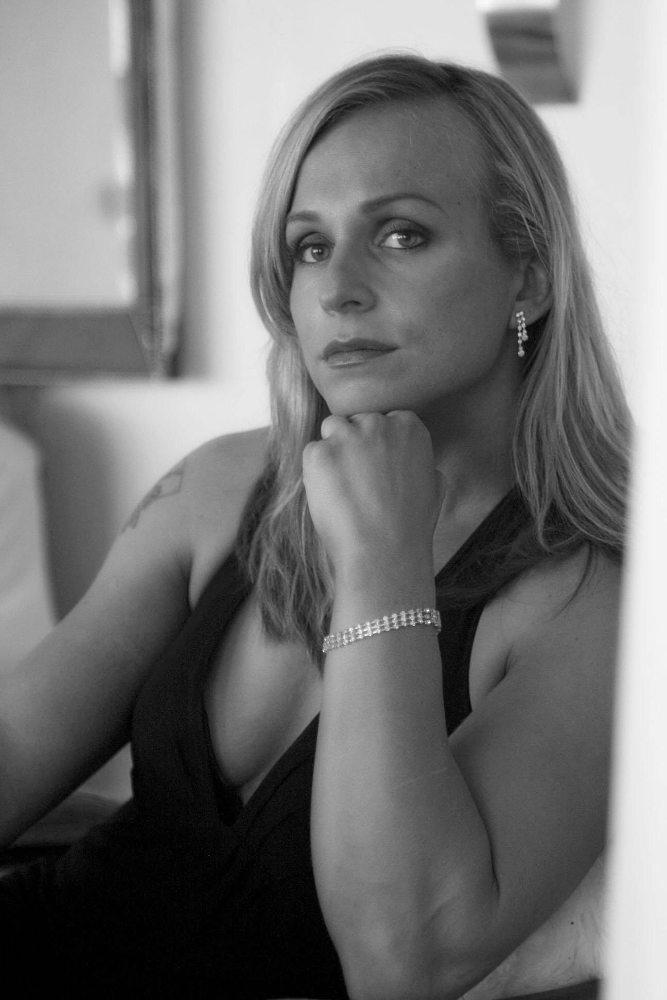 Фото - Даллас Мэллой: 1296x1944 / 169 Кб